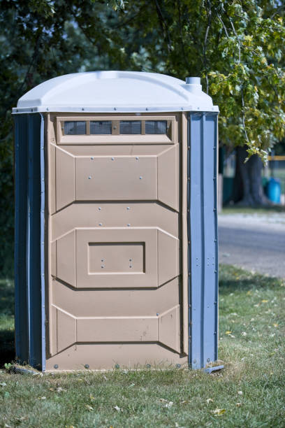 Best Portable toilet rental cost  in Lake Forest, CA